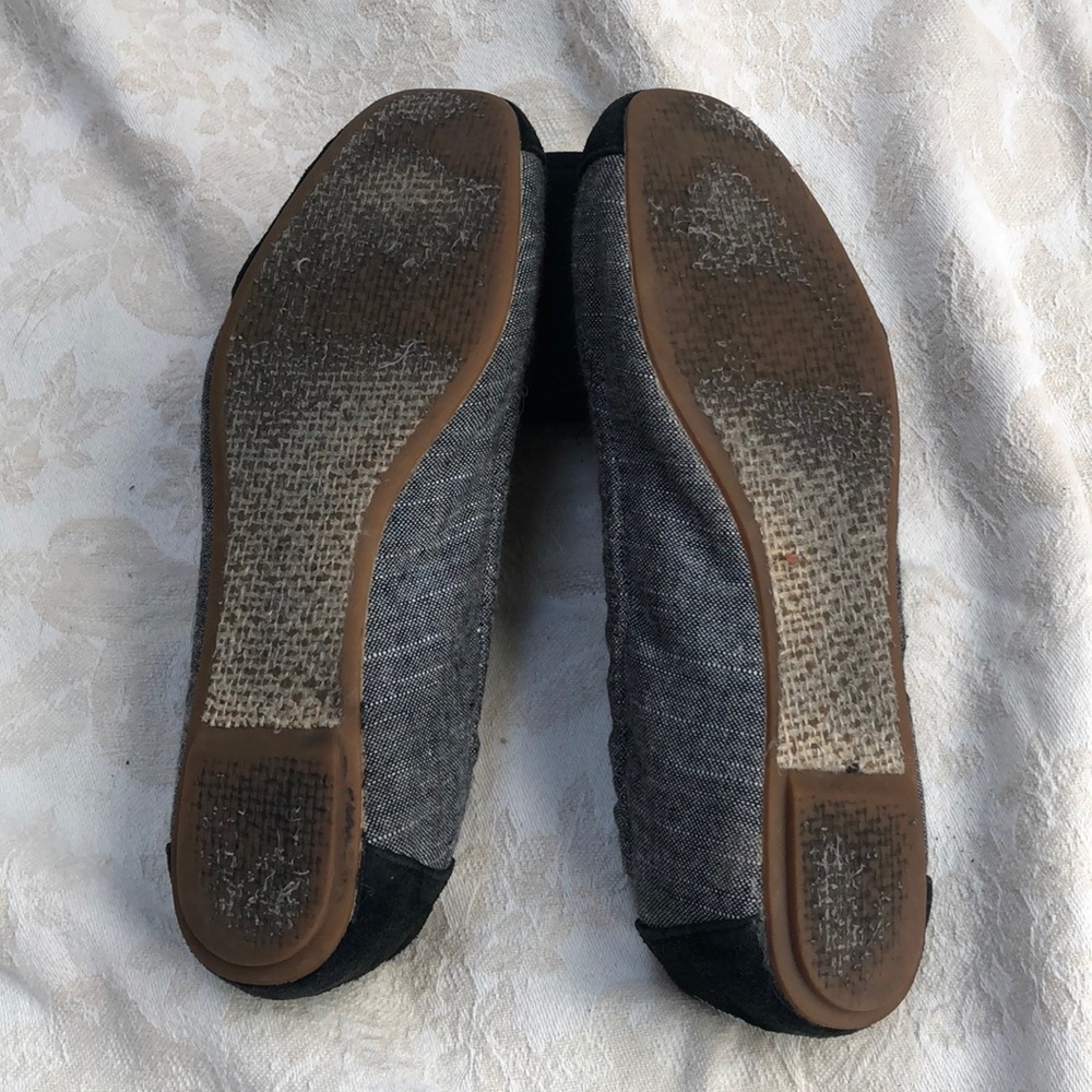 Toms - Picture 3 of 6